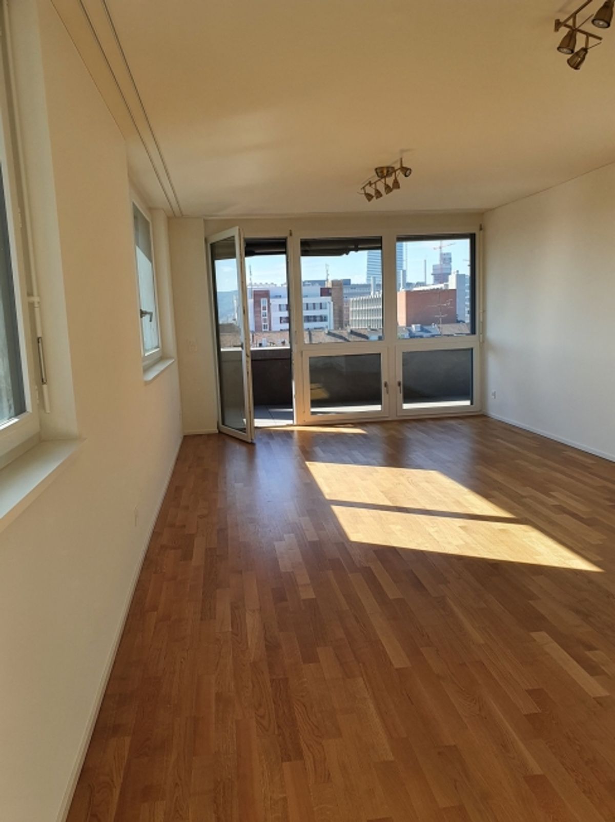 Schöne Familienwohnung im Erlenmattquartier - 3