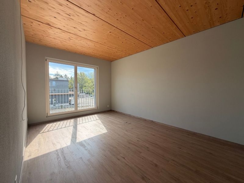 4.5-Zimmer Büro/Praxis mit Lift in Würenlos - 8