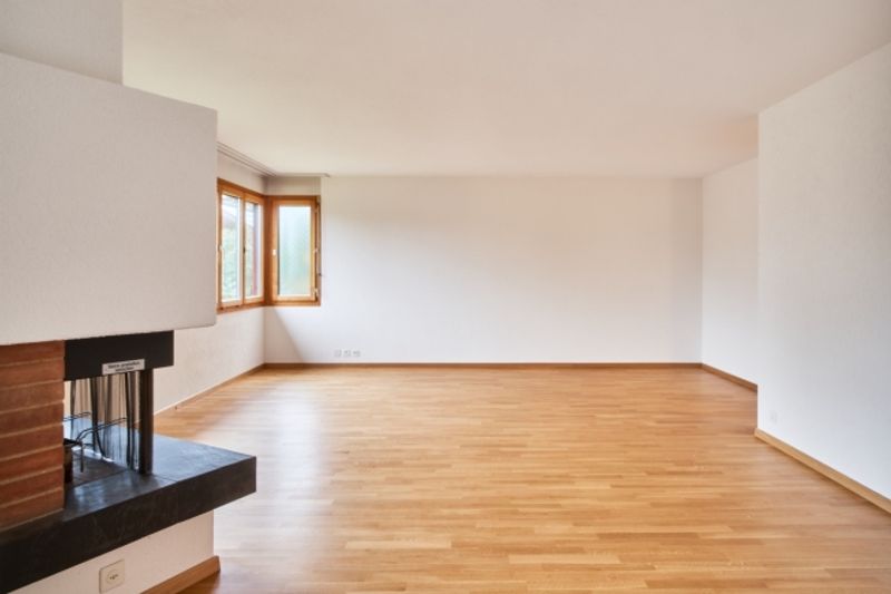 Sonnige 3.5-Zimmer Wohnung auf der Forch - 2