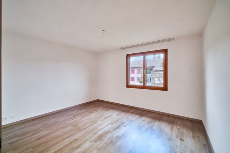 Sonnige 3.5-Zimmer Wohnung auf der Forch - 6