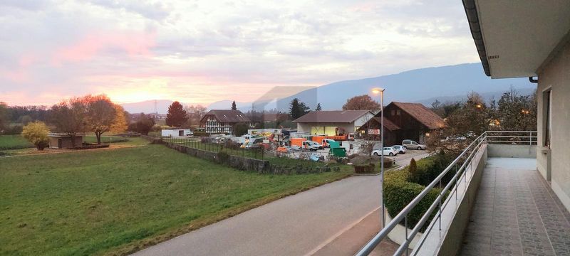 GROSSZÜGIG MIT SONNIGER TERRASSE - 1