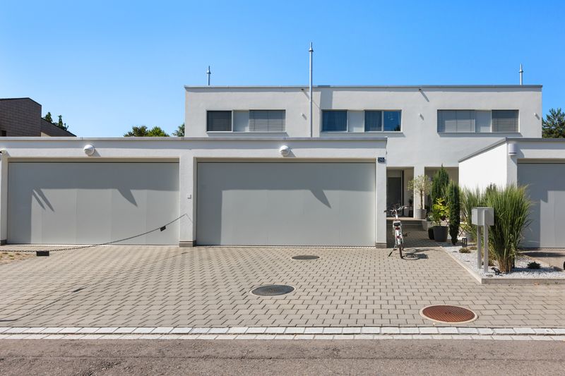 Stylish family home - 5