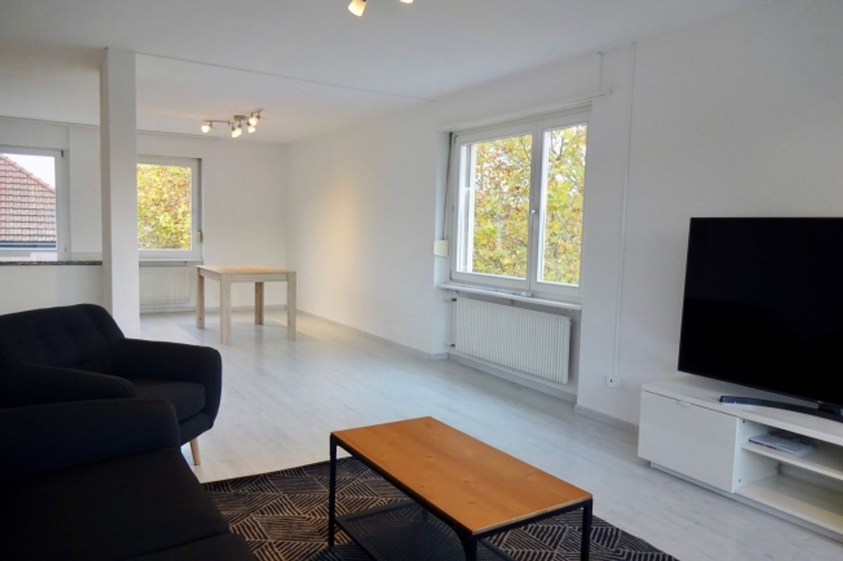 Furnished room in modernised apartment in a top location - 8