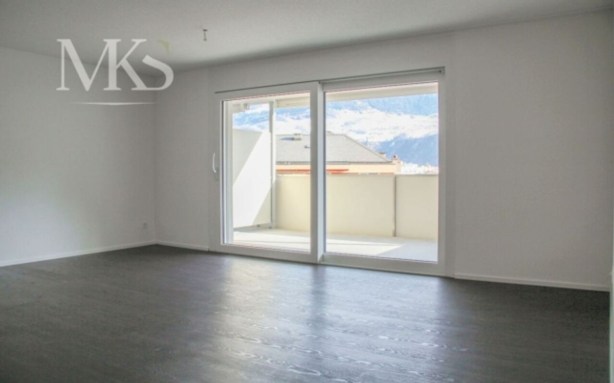 3.5 Zimmer Wohnung auf 104 m2, Balkon und schöner ruhiger Sitzplatz im Grünen - 3