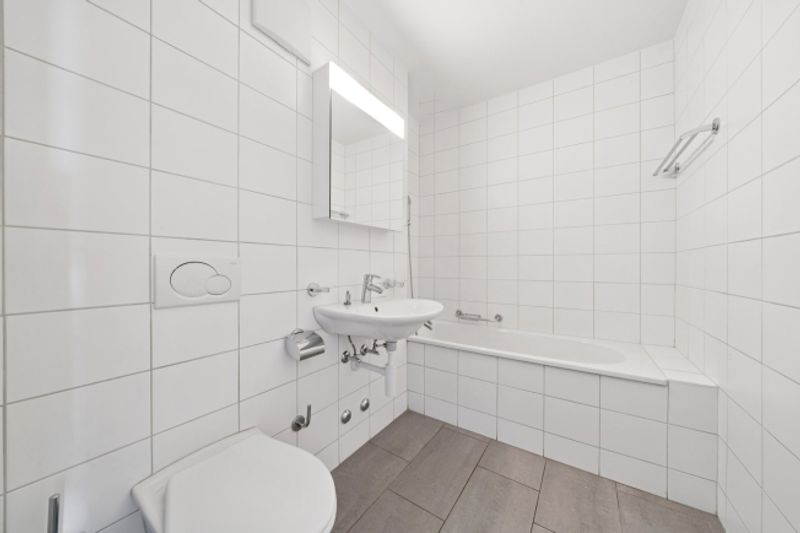 Grand studio au cœur d’Yverdon-les-Bains - 4