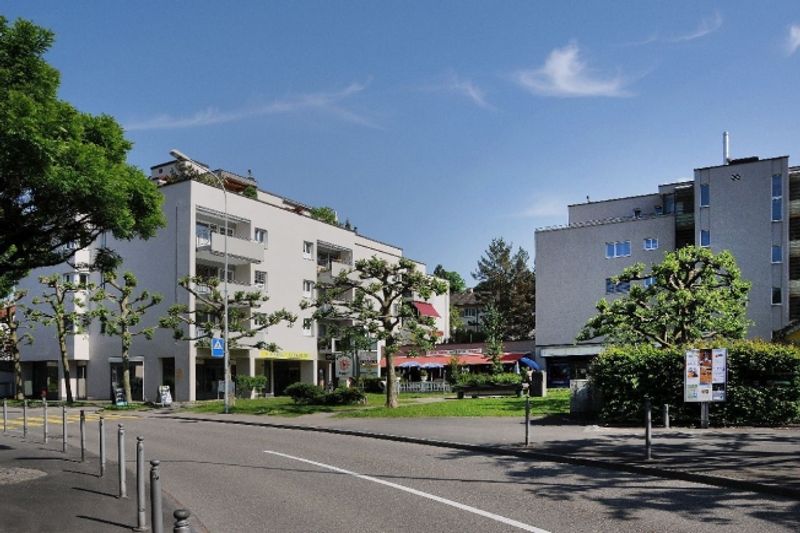 Wohnen an zentraler Lage - 1