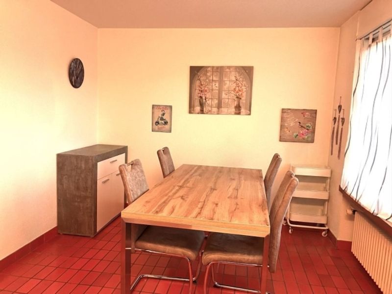 Grosszügige 2.5-Zimmer-Gartenwohnung mit Cheminée in Andelfingen - 5