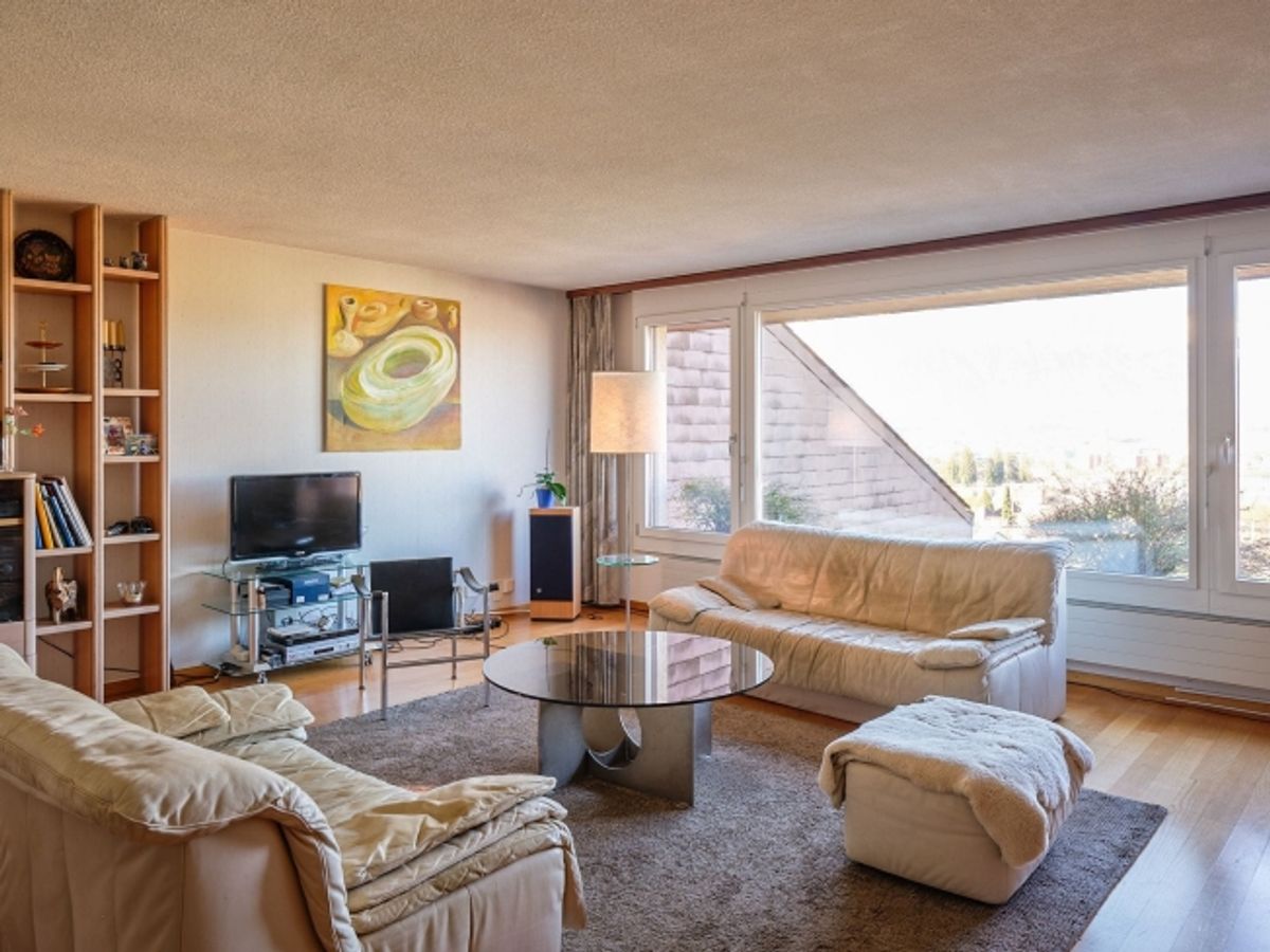 Zu verkaufen in Steffisburg 5.5-Zimmer Reihenhaus mit hoher Privatsphäre - 2