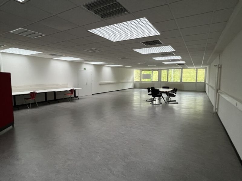 Local commercial de 160m² - Lausanne - Plug-and-Play - 1