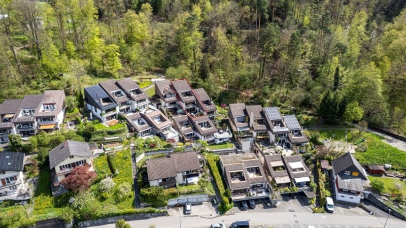 Zu verkaufen in Steffisburg 5.5-Zimmer Reihenhaus mit hoher Privatsphäre - 12