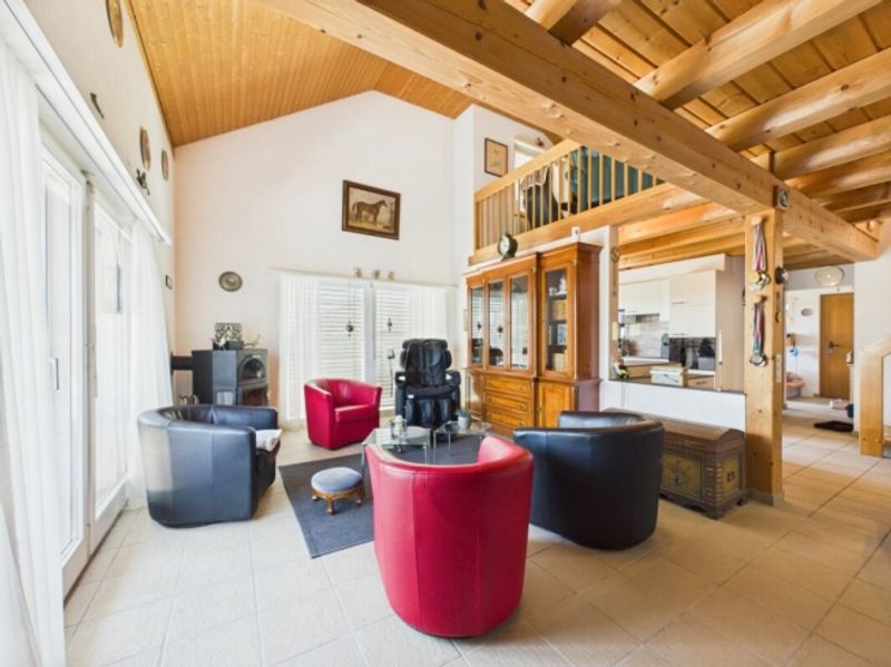 Exlusives, freistehendes Einfamilienhaus mit traumhafter Aussicht - 5