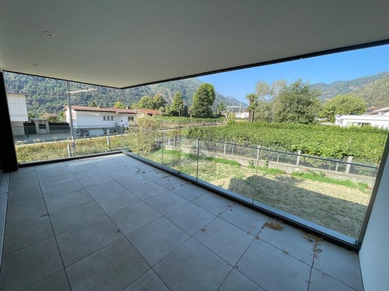 NUOVA COSTRUZIONE, ELEGANTE CON AMPIA TERRAZZA - 5