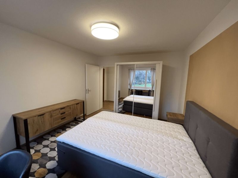 Furnished room in modernised apartment in a top location - 3