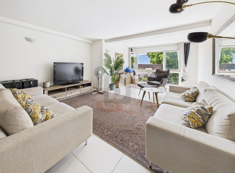 POUR INVESTISSEUR : AU COEUR DE MONTREUX AVEC VUE ! - 1