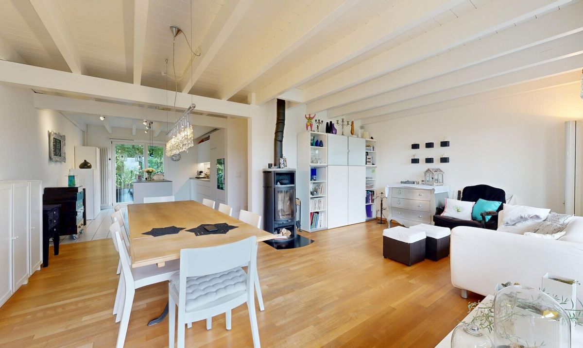 Lichtdurchflutetes 5.5-Zimmer-Reihenmittelhaus in Affoltern am Albis - 2