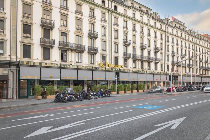 Place de parc dans parking privé gare Cornavin - 1