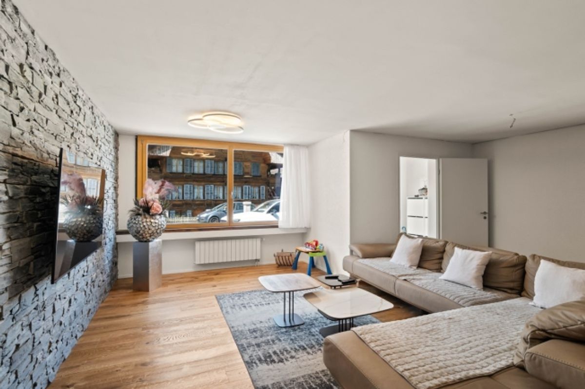 Modern umgebaute 4.5-Zimmer-Wohnung mit 135 m² Wohnfläche - 6