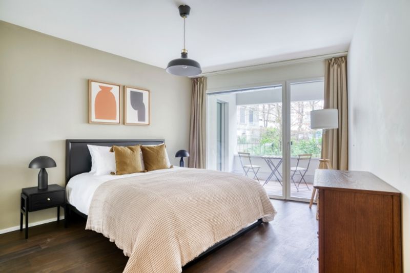 Moderne, grosszügige und zentrale 3.5-Zimmer-Wohnung - 8