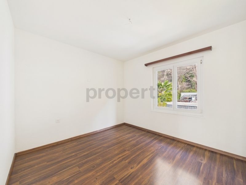 Elegante casa indipendente 4.5 locali con vista sulle montagne a Pollegio - 8