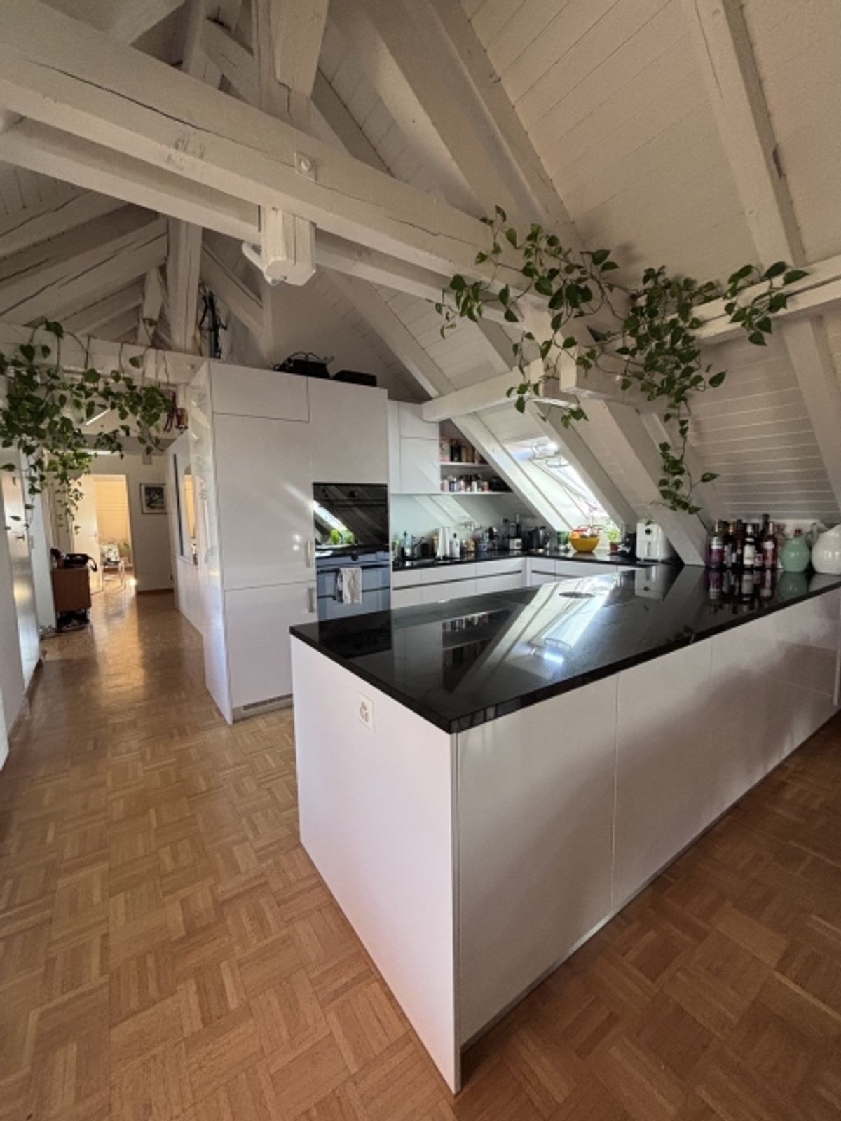 3½ ZIMMER-ATTIKAWOHNUNG IN ZÜRICH - KREIS 3 WIEDIKON, MÖBLIERT, TEMPORÄR - 2