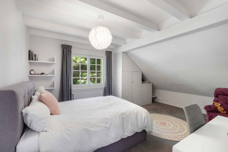 Hervorragende 7,5-Zimmer-Immobilie im Herzen einer sehr begehrten Gegend - 11