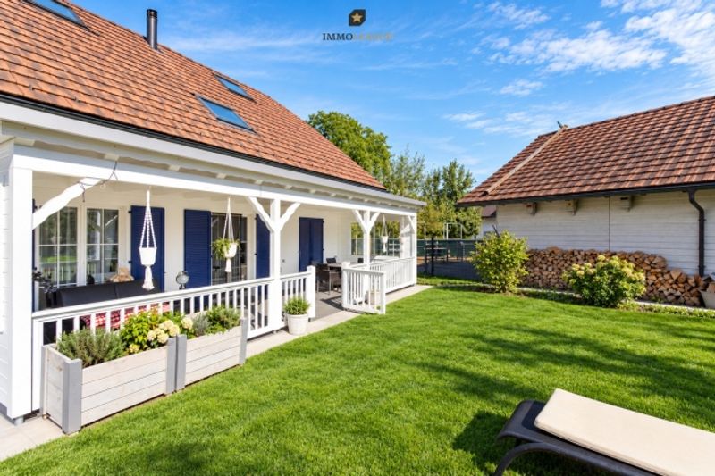Ihr Traum vom Landleben Exklusives Landhaus mit Pferdestall & Weite. - 1