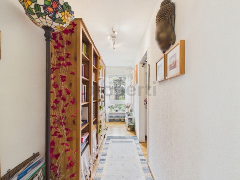 Lichdurchflutete Wohnung mit viel Platz und Weitsicht - 6