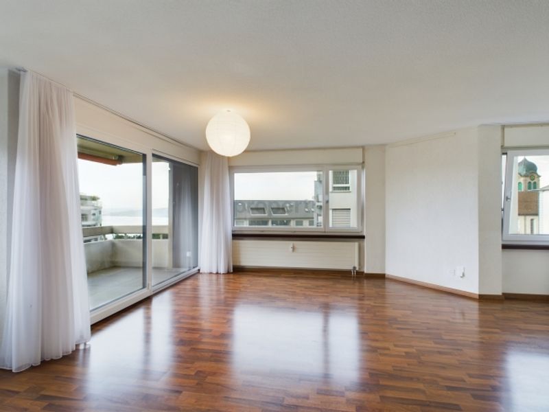 Gemütliches Wohnen mit Seesicht und sonnigem Balkon in steuergünstiger Lage - 1