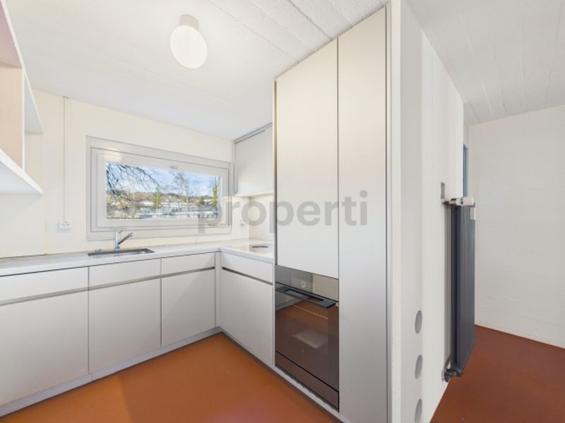 Wohnen in einer Ikone der Schweizer Architektur | Einzigartige 4.5-Zimmer-Maisonettewohnung im denkmalgeschützten Atelier-5-Ensemble in Flamatt - 2