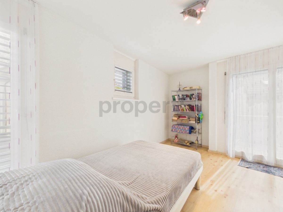 Grosszügiges 7.5-Zimmer-Einfamilienhaus mit Balkon - 8