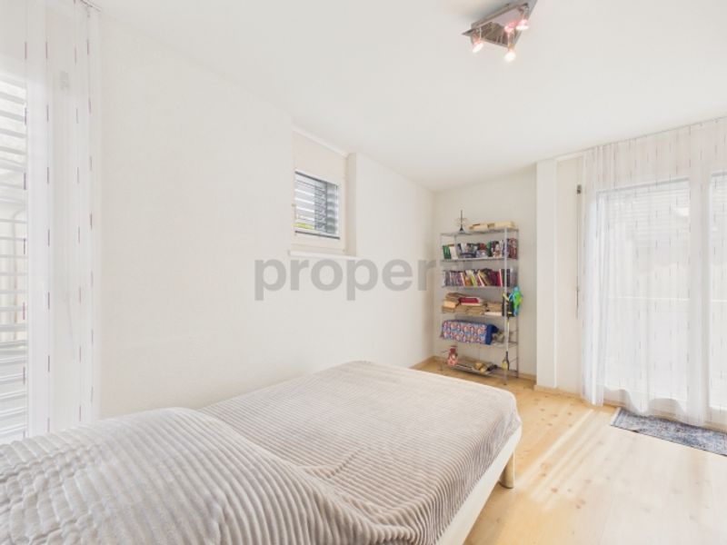 Grosszügiges 7.5-Zimmer-Einfamilienhaus mit Balkon - 9