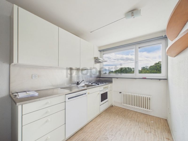 Lichtdurchflutetes Wohnen mit Balkon und Weitsicht - 2