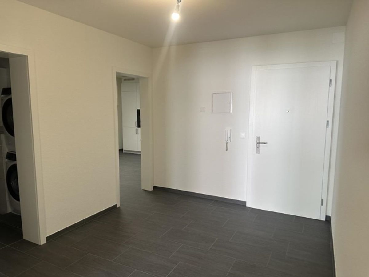 Frisch renovierte 3,5-Zimmerwohnung (ca. 90 m2) im Matthäusquartier - 7