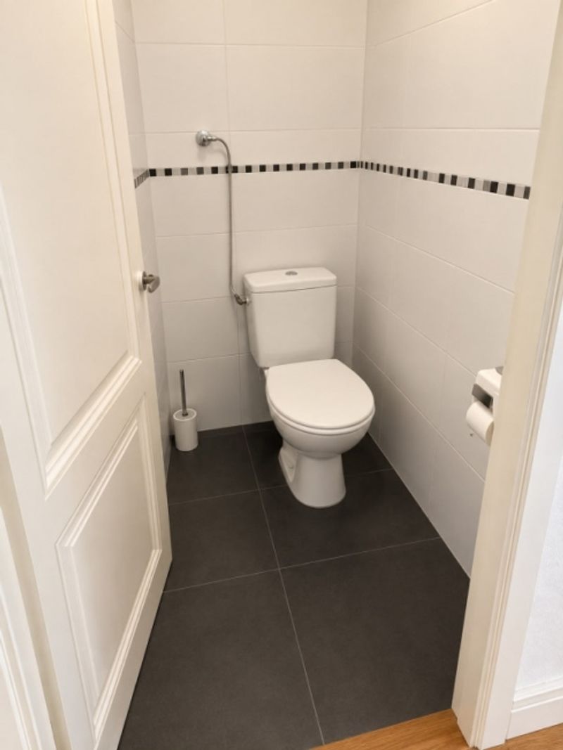 3-Zimmer-Wohnung im 3. Stock ohne Aufzug befindet sich in Genf 1205 - 7