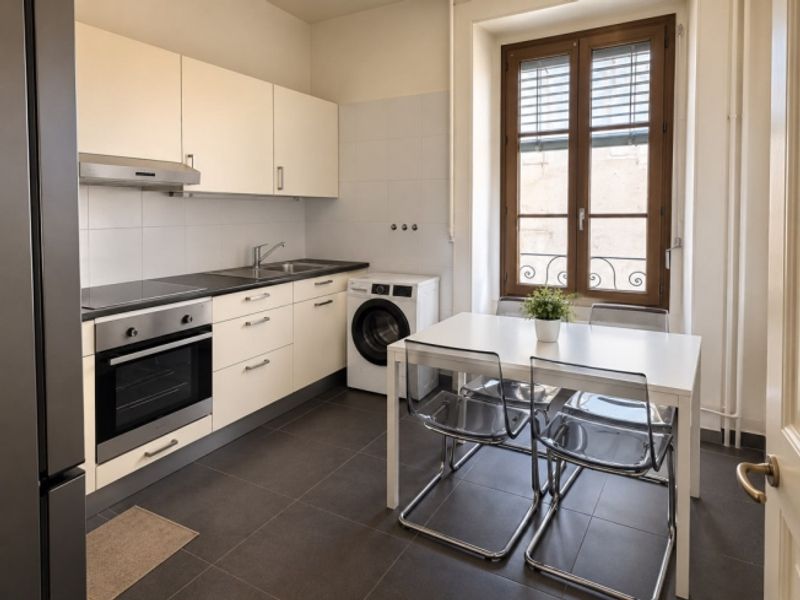 3-Zimmer-Wohnung im 3. Stock ohne Aufzug befindet sich in Genf 1205 - 4