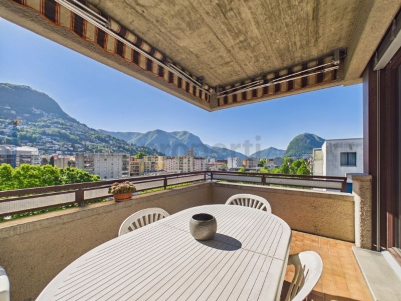 Luminoso Appartamento 5.5 in centro città - Lugano - 5