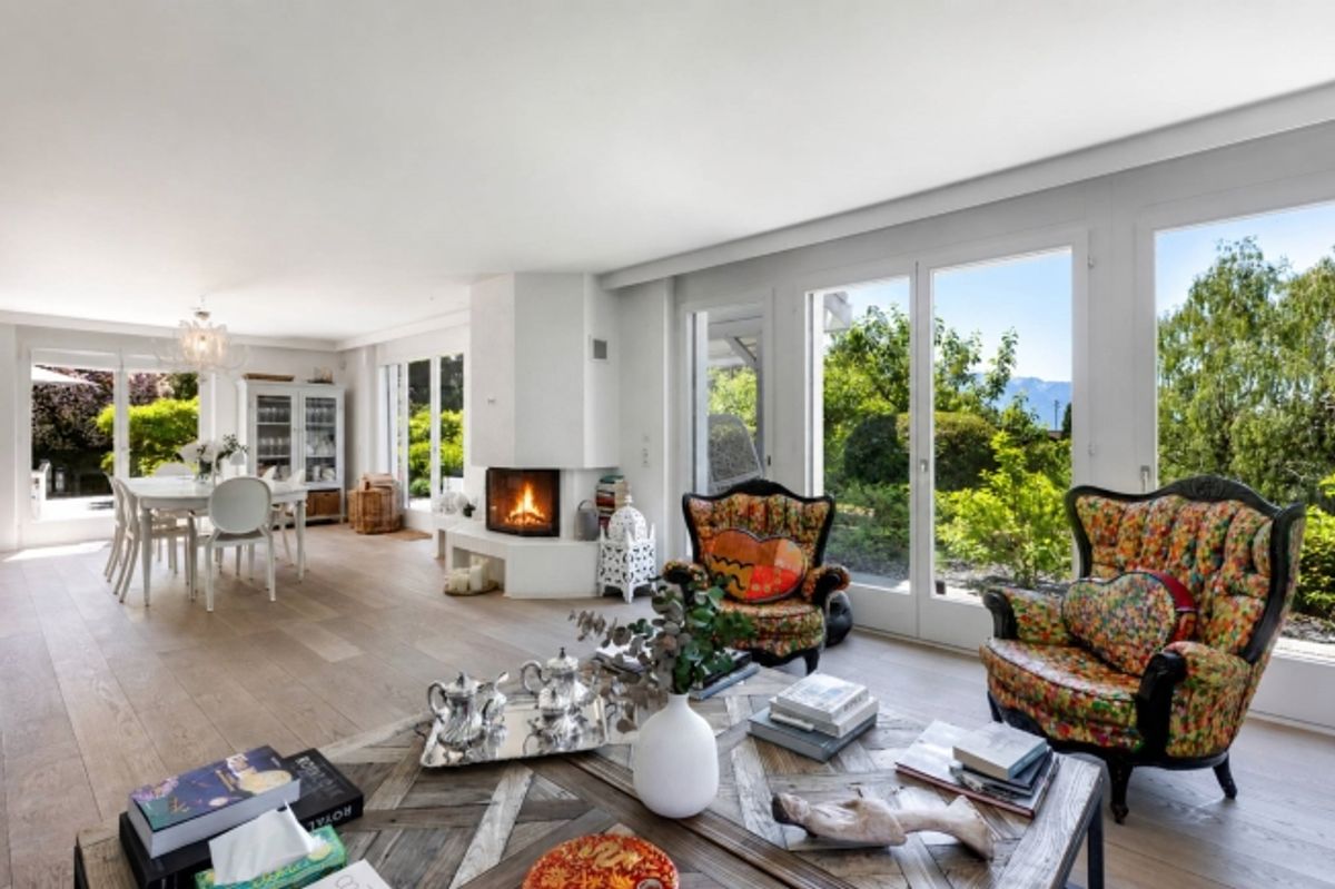 6,5-Zimmer-freistehende Villa mit Blick auf den Genfersee - 0