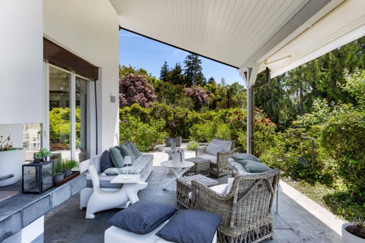 6,5-Zimmer-freistehende Villa mit Blick auf den Genfersee - 1