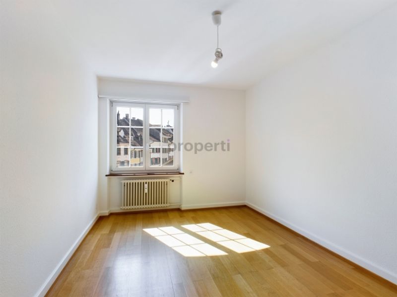 Moderne Küche, Balkon und gemeinsame Dachterrasse - 6