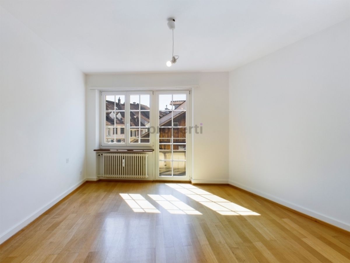 Moderne Küche, Balkon und gemeinsame Dachterrasse - 4