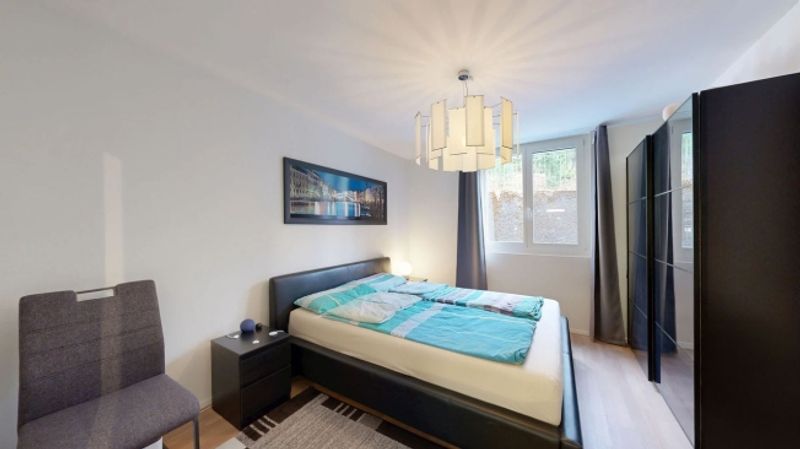 Moderne 4.5-Zimmer-Wohnung mit Balkon und zwei Einstellhallenplätzen - 13