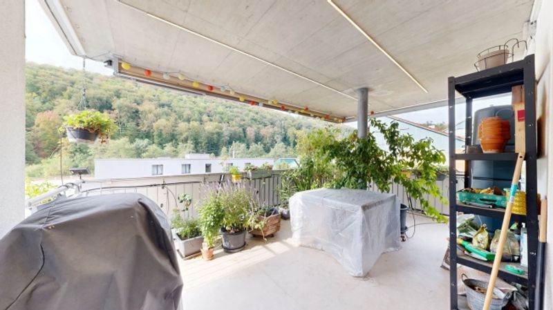 Moderne 4.5-Zimmer-Wohnung mit Balkon und zwei Einstellhallenplätzen - 15