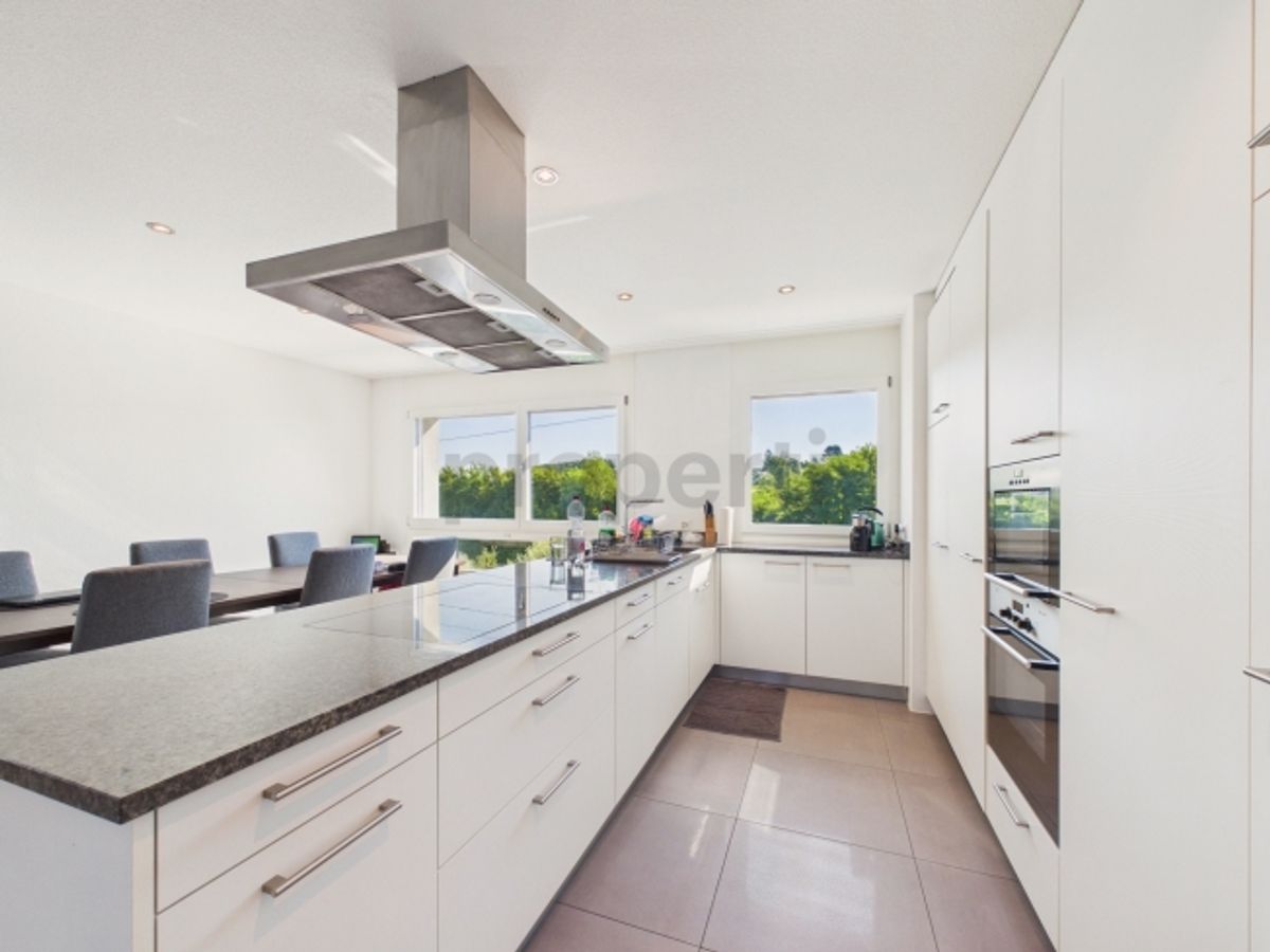 Moderne und grosszügige 3.5-Zimmer-Wohnung in Adliswil - 1