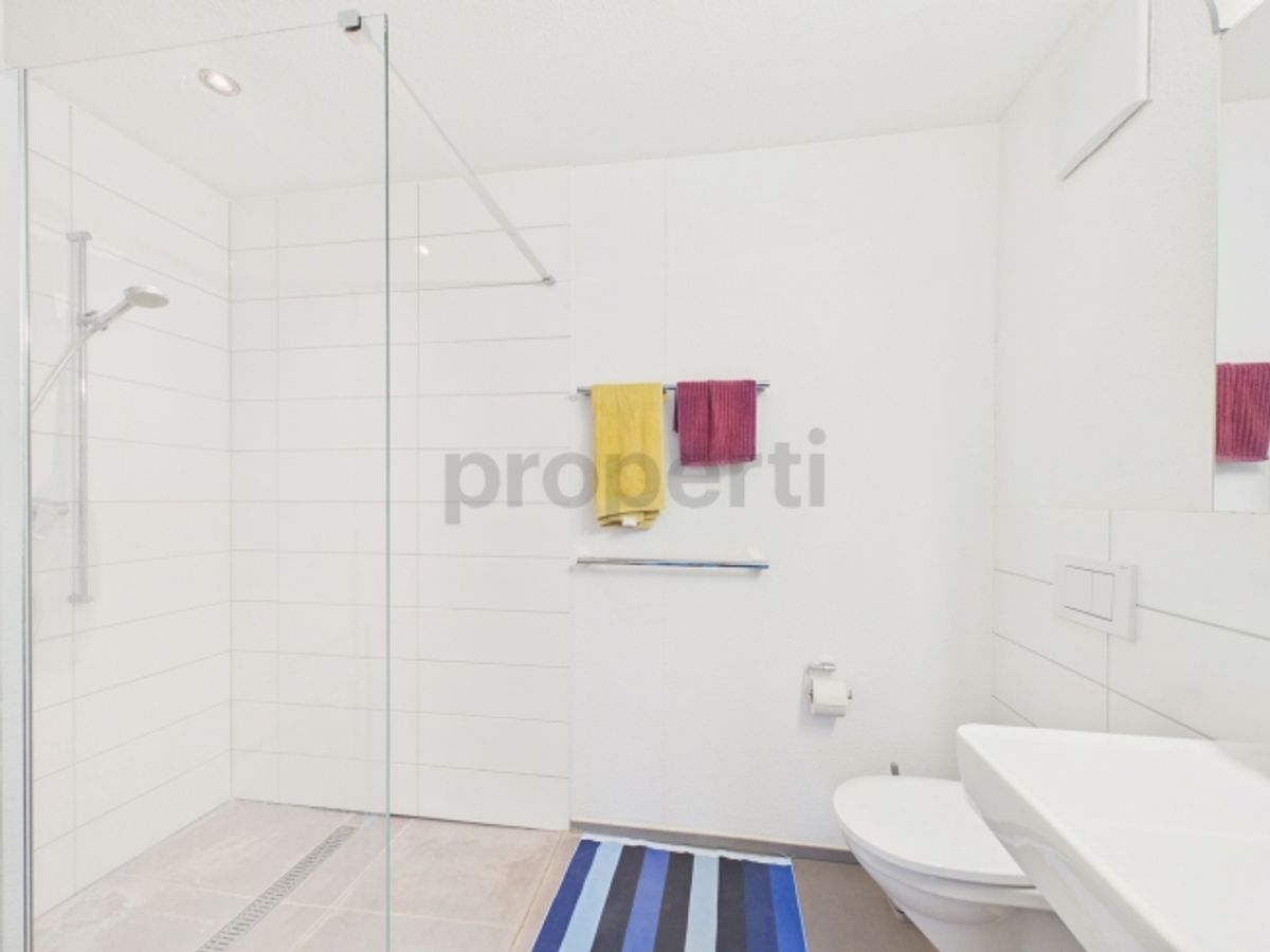 Moderne und grosszügige 3.5-Zimmer-Wohnung in Adliswil - 7