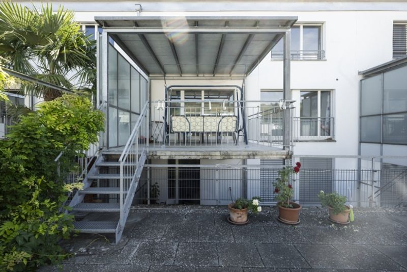 WOHNEN IM RIEDLI MIT RAUM FÜR FAMILIE UND IDEEN - 9