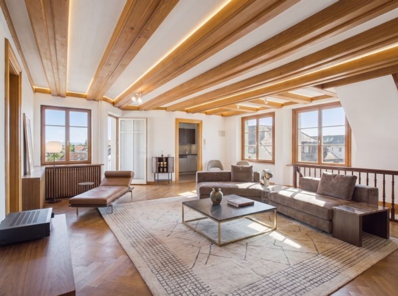 Charmante Maisonette mit sonnigem Balkon - 2