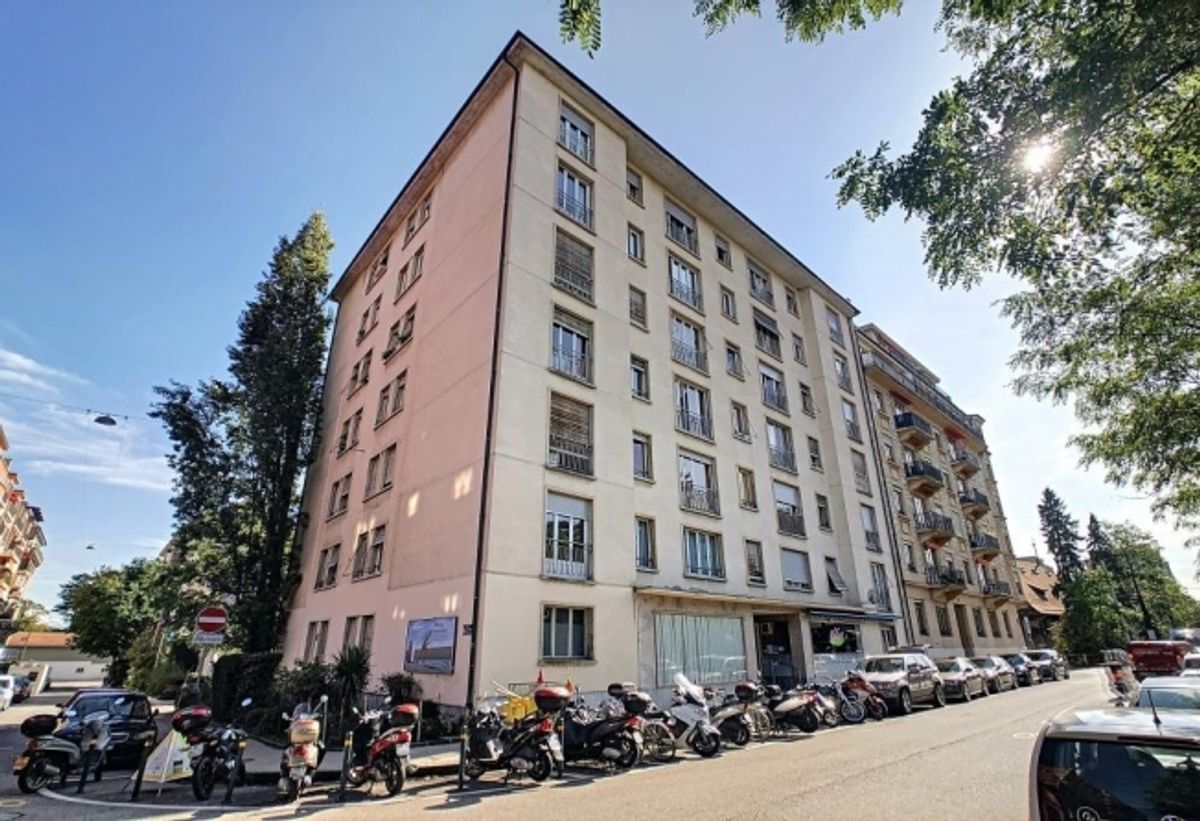 3-Zimmer-Wohnung im 2. Stock in der Nähe der Perle des Sees - 0