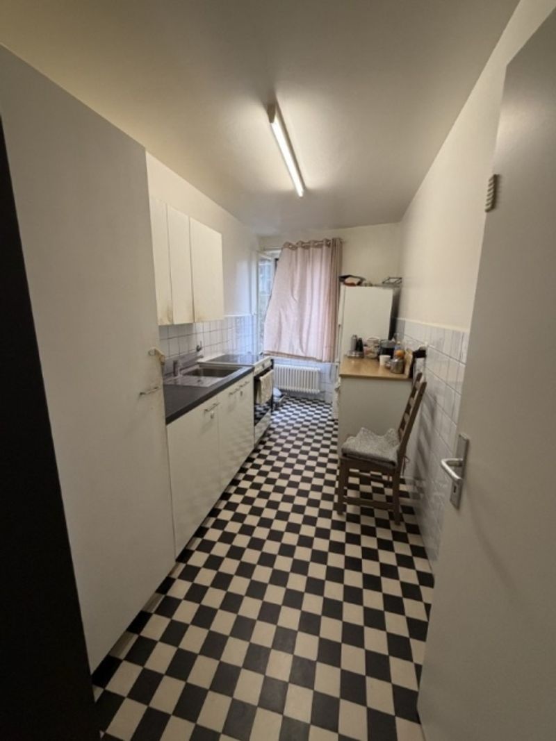 3-Zimmer-Wohnung im 2. Stock in der Nähe der Perle des Sees - 4