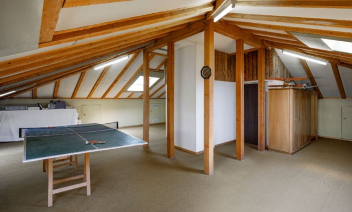 EXKLUSIVE 3.5 ZIMMER WOHNUNG MIT UNVERBAUBARER SEE- UND BERGSICHT - 9