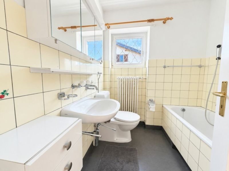 Charmantes 5.5-Zimmer Einfamilienhaus mit grossem Garten in Buchs AG - 8